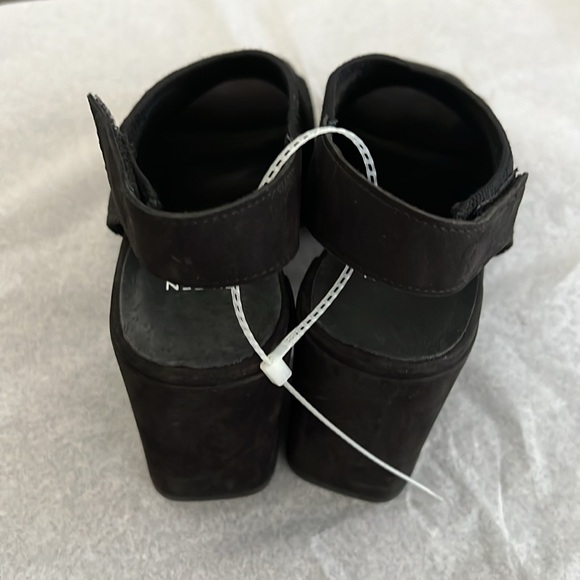 Eileen Fisher Cue Stretch Knit Sandals - Picture 6 of 9